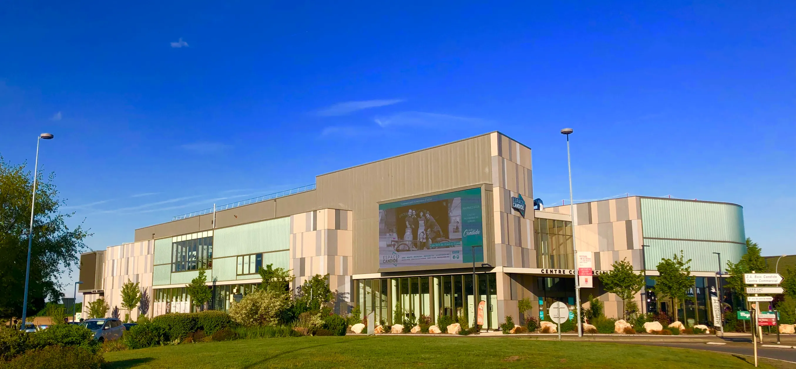 Espace candide entée